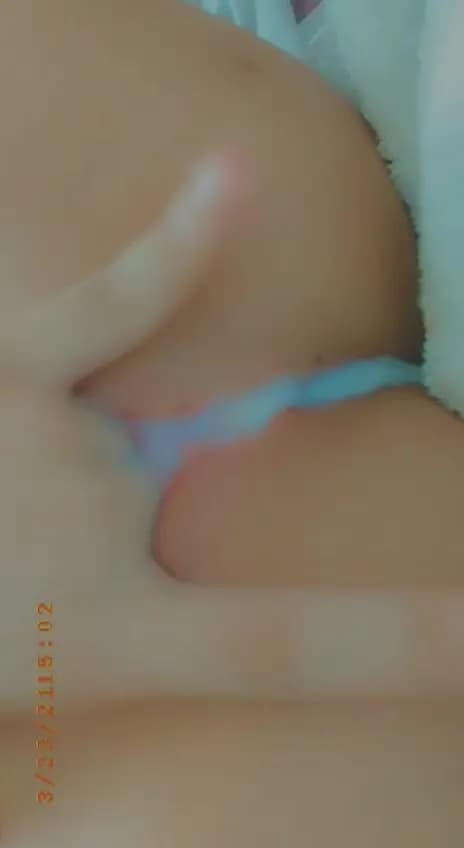 Unsatisfied desi girl sex hungry white pussy fingering