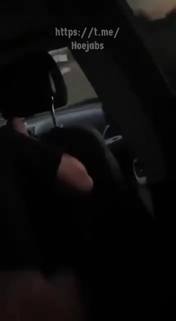 Huge boobs GF riding dick viral outdoor sex in car