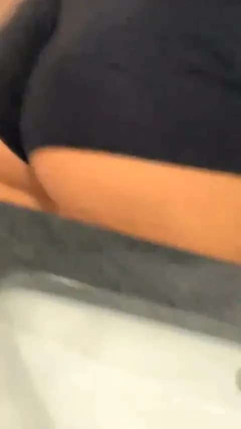 HOT LATINA