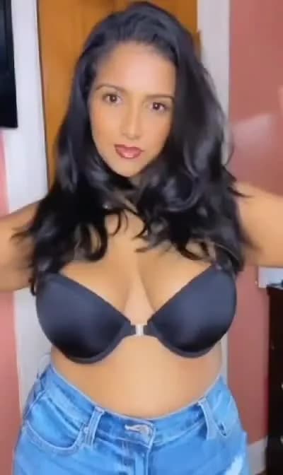 Long boobs chubby girl